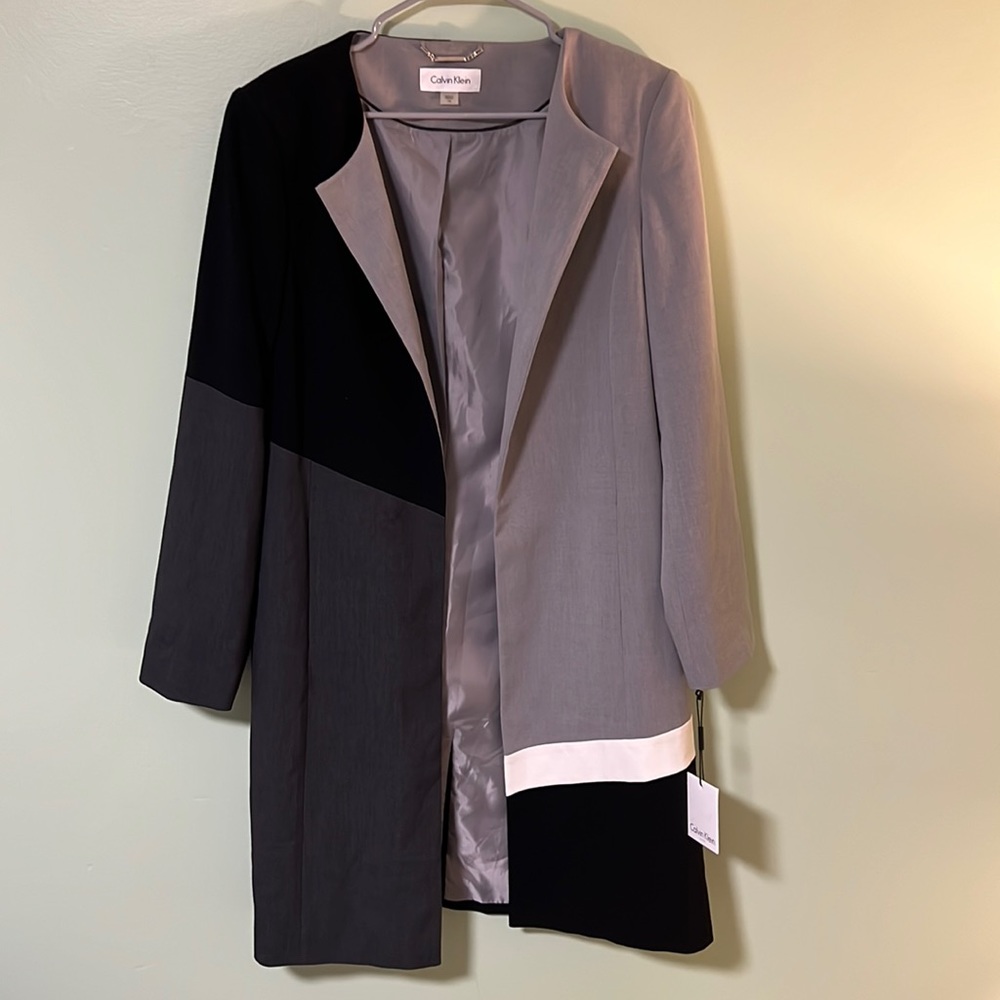 NWT Calvin Klein Black, Gray, and White Long Blazer/Jacket, Size Women’s 16 (XL)